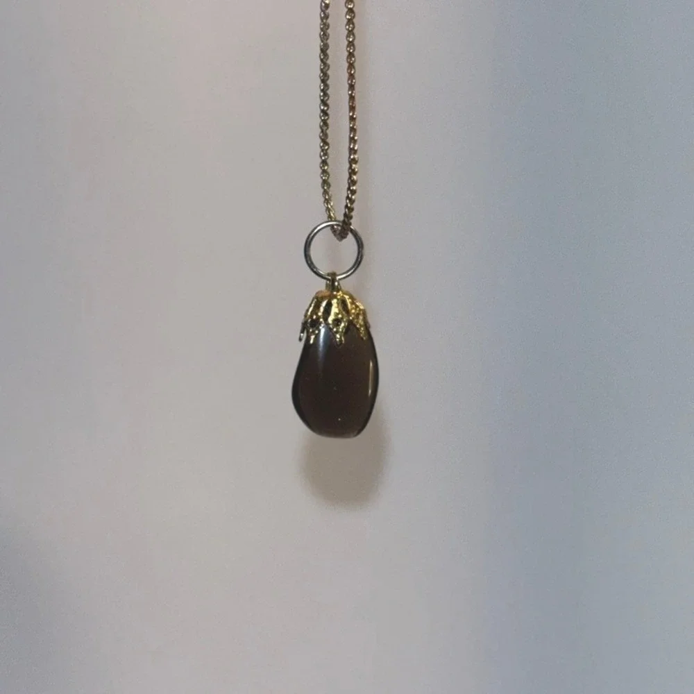 N/A gold tone